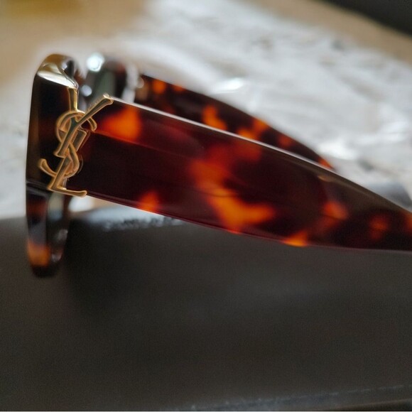 Saint Laurent Authentic Havana Women's Sunglasses New In Case. - Picture 3 of 8